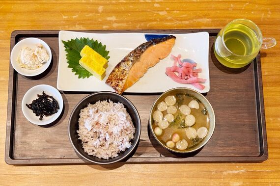 築地のお寺の朝ごはん