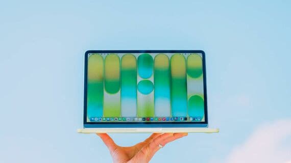 MacBook Neo（シトラス）