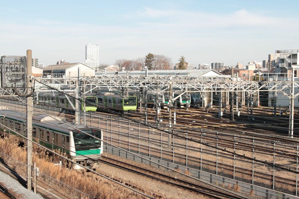 池袋駅近くの車両基地