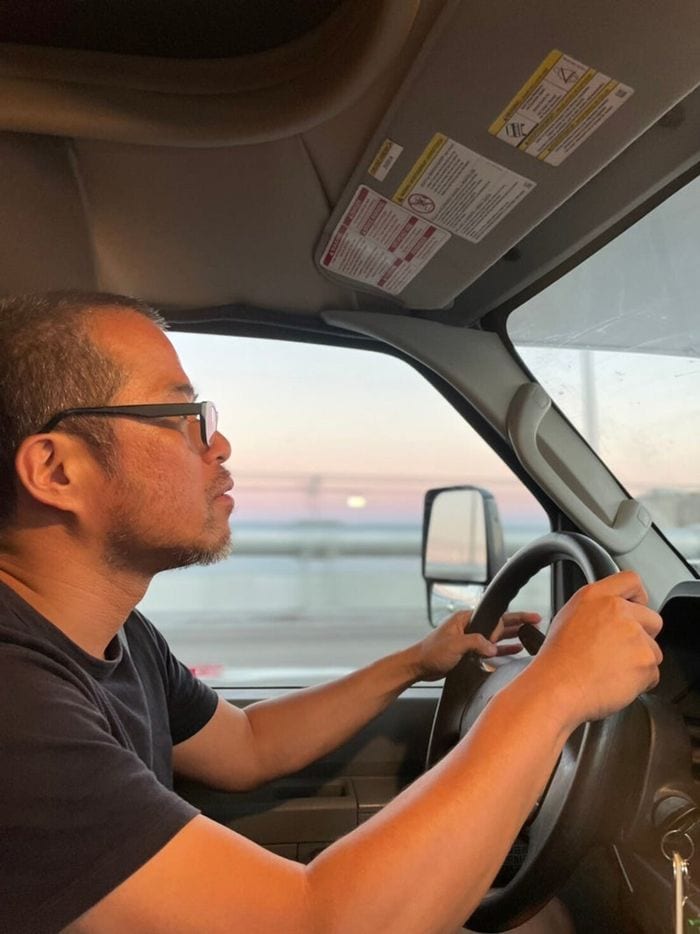 （写真：『自分を探すな 世界を見よう 父が息子に伝えたい骨太な人生の歩き方』より）