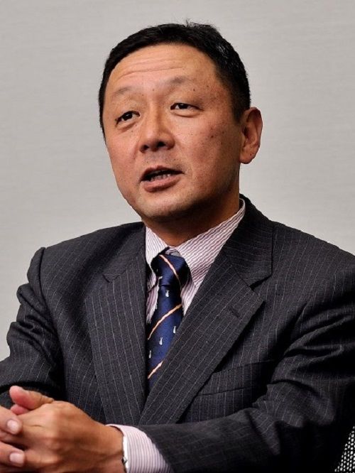 山内 英貴（やまうち ひでき）／GCIアセット・マネジメントCEO。一般社団法人京都ラボ代表理事。1963年生まれ。日本興業銀行でトレーディング・デリバティブ関連業務に従事した後、2000年4月に独立し、ヘッジファンド運用に特化した資産運用会社グローバル・サイバー・インベストメント（現GCIアセット・マネジメント）設立。2007年4月より東京大学経済学部非常勤講師。著書に『エンダウメント投資戦略』（2015年、東洋経済新報社）など（撮影：梅谷秀司）