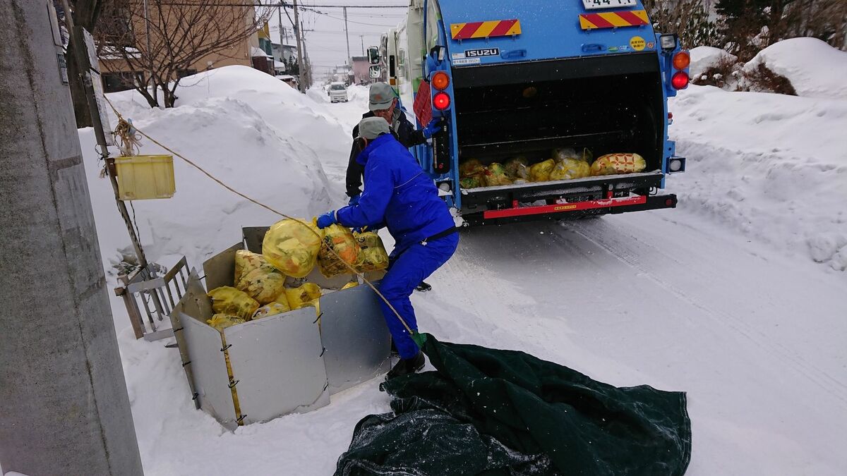 雪の中の｢ごみ収集｣やってわかった超過酷な現場 北海道札幌市で冬の｢収集作業｣を体験した | ごみ収集の現場から | 東洋経済オンライン