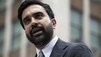 ニューヨークのマムダニ市長に続くか――アメリカ民主社会主義者｢DSA｣が歴史的勢いで中間選挙へ