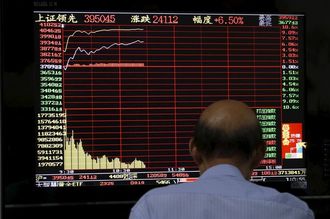 急落する中国株､当局が株購入を継続へ