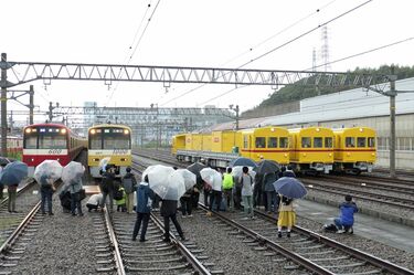 京急｢黄色い車両大集合｣､レア企画連発の背景 貸し切り仕様｢新造車両｣がツアーの幅広げる | 経営 | 東洋経済オンライン