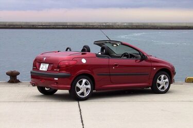 日本で累計5万台｢プジョー206｣ヒットの要因 1998年に生まれたエポック