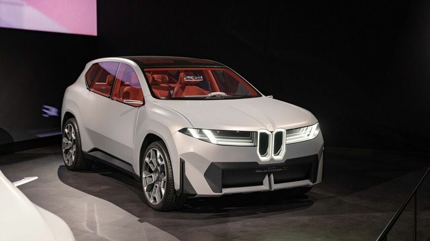 2025年1月のアメリカ「CES」で展示されたSUV型ノイエクラッセ（写真：BMW）
