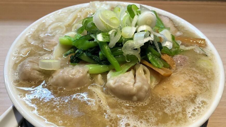 「桜上水 船越」のラーメン（筆者撮影）