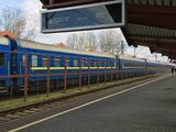 プシェミシル駅に停車するウクライナ鉄道の列車（筆者撮影）