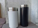 左が無印良品。右がワークマン（著者撮影）