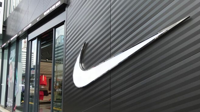 ナイキ苦戦で値崩れ？スニーカー市場の｢大異変｣