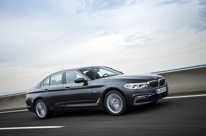 ビー・エム・ダブリュー 530d xドライブ｜BMW 530d xDrive