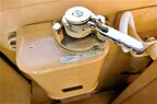 車両は750Vと1500V（小田原―箱根湯本間）の
