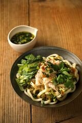 ニラダレ温うどん
