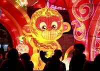 中国進出企業､景気減速でも消費者に熱視線 製造業は痛手を受けるがサービス業は好調