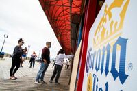 コロナ禍の飲酒｢増えた･減った｣9カ国調査 全体の30％が飲酒量減少､規制する国も