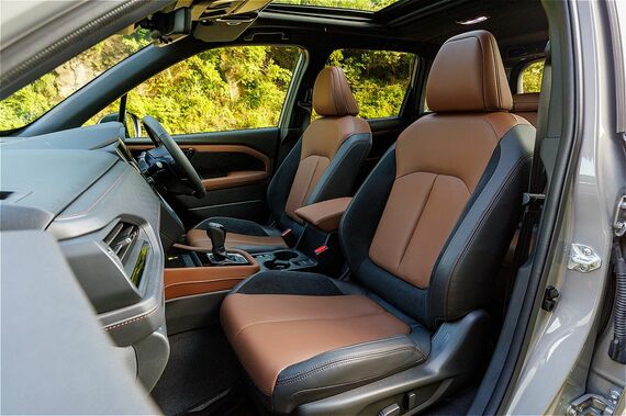 Premium S:HEV EXのインテリア