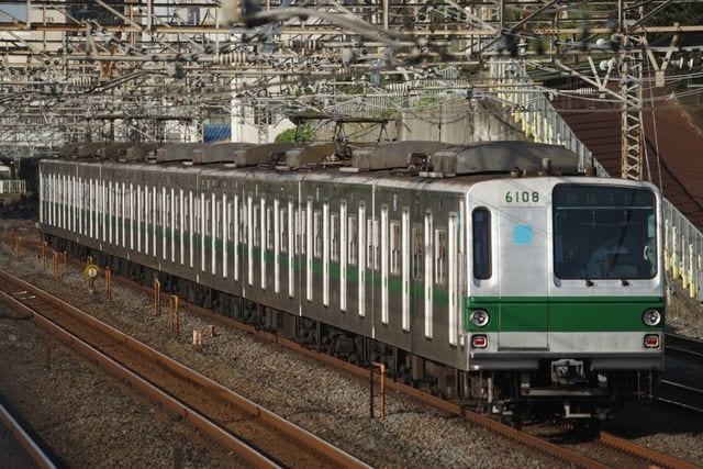 横須賀線車両 新型の 顔 から消えるのは何 通勤電車 東洋経済オンライン 社会をよくする経済ニュース