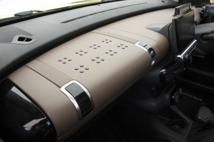 シトロエン C4カクタス｜Citroen C4 Cactus