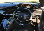 プジョーの代名詞ともなったi-Cockpit