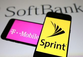 Sprint, T-Mobile restart deal talks: WSJ