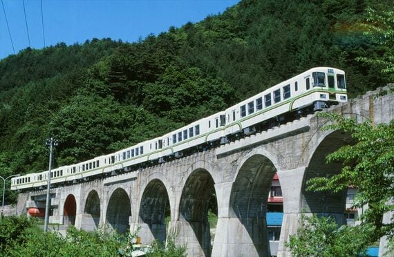 会津鉄道 気動車6両編成