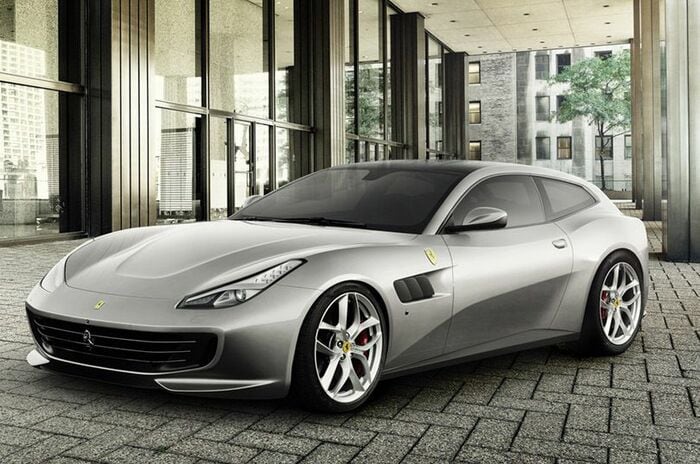 フェラーリ GTC4 ルッソT｜Ferrari GTC4Lusso T