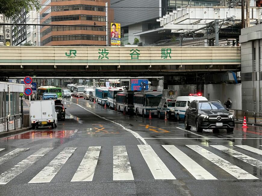 渋谷駅前