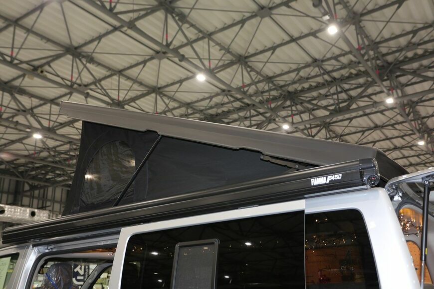 キャンピングカープラザ東京のRIW350（筆者撮影）