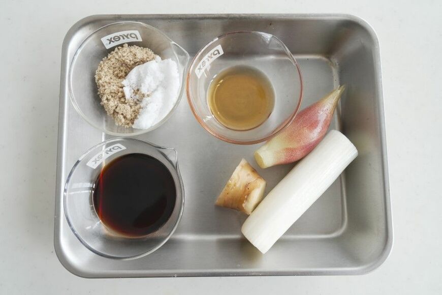 胡麻和えうどんの材料