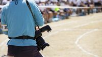 ｢学校カメラマンは限界｣5千枚撮影で日給2万円 首都圏の運動会に｢関西から助っ人｣仰天事情