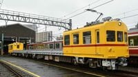 京急のレア車両､元祖｢幸せの黄色電車｣に潜入