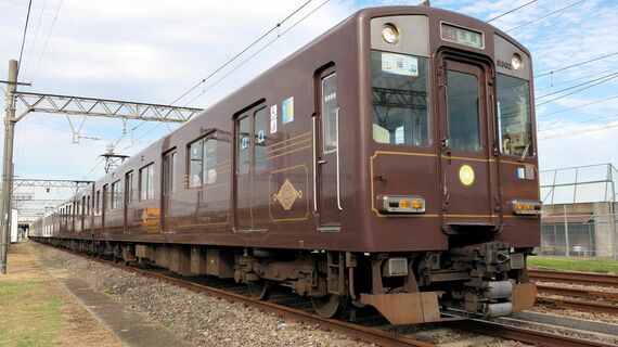 近鉄5800系 L/Cカー デボ1復刻塗装