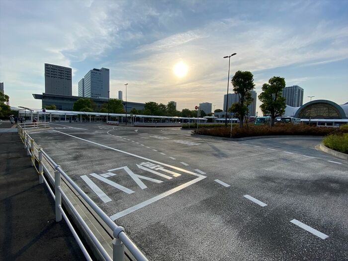 プレ運行2次で乗り入れる国際展示場駅前。