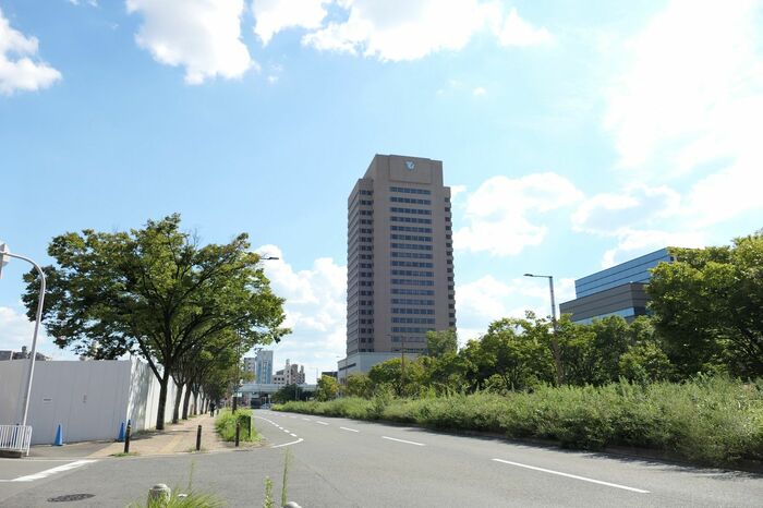 市役所と図書館