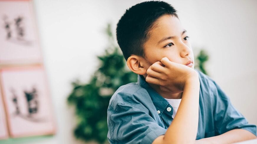 中学受験に挑む男の子