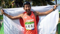 男子競歩で荒井が日本初の銅メダル 進路妨害による失格から一転