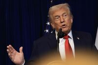 トランプ大統領､エムコアの半導体資産売却阻止