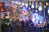 トルコ主要空港で自爆テロ攻撃､36人死亡