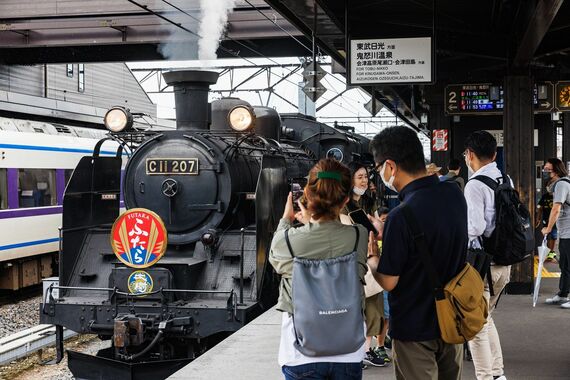 下今市駅出発前のSL