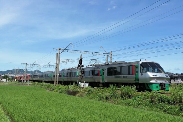 みどり編成は博多方に展望席がある
