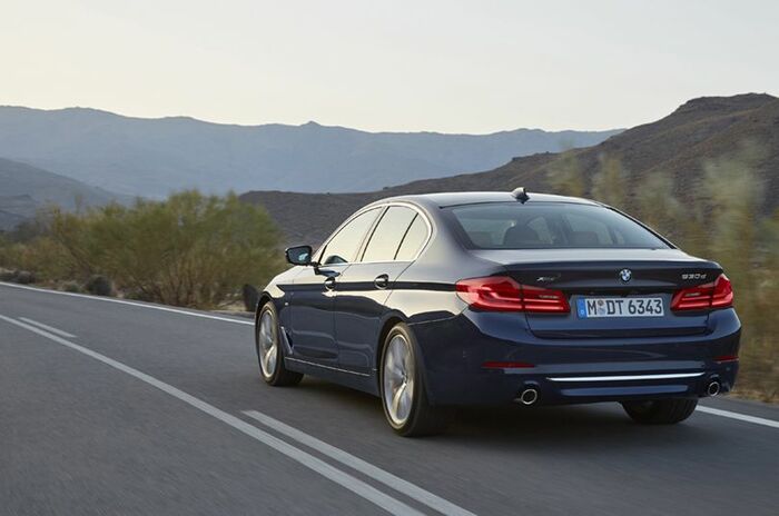 ビー・エム・ダブリュー 5シリーズ セダン｜BMW 5 Series Sedan