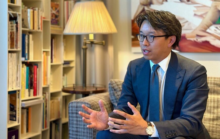 昨年、Rugby School Japanを創設するなど、日本の教育界に革新を起こしているフェイフェイ・フウ氏。英国式教育や世界で求められる教養について話を聞いた（写真：CEA）