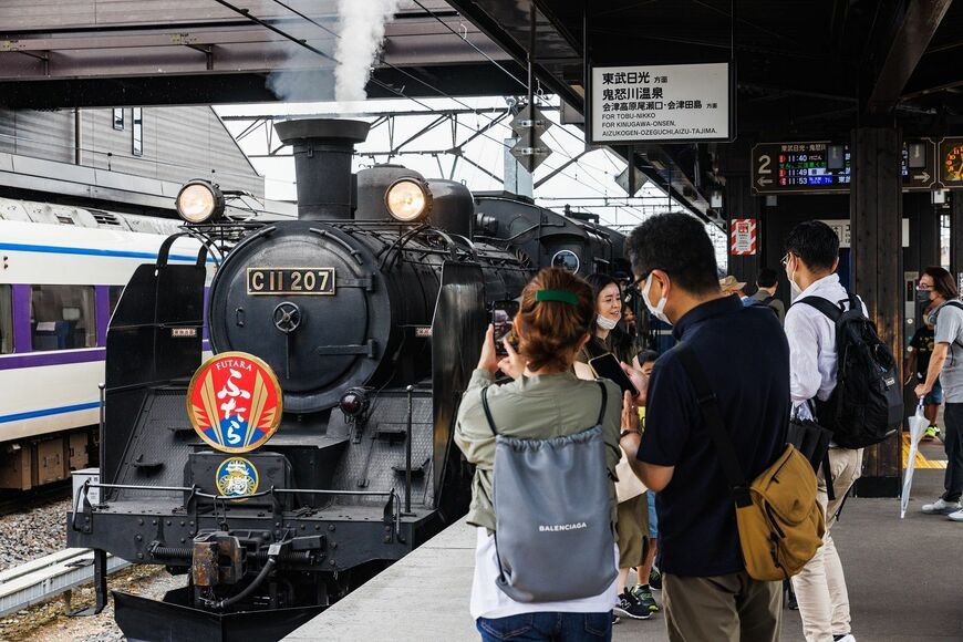 下今市駅出発前のSL