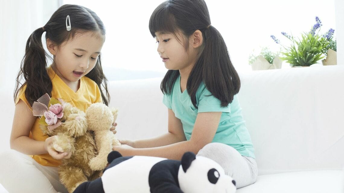 性差別をしない子どもに育てるうえで大切なこととは（写真：A_Team／PIXTA）