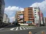 京王八王子駅前。JR八王子駅より店も人も少ない（写真：筆者撮影）