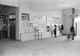 1979年当時の柳瀬川駅のきっぷうりば（提供：東武博物館）