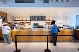 スターバックス ギンザハウス、1階のベーカリープリンチ（筆者撮影）