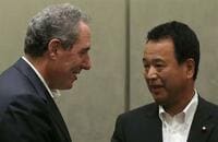 日米、ＴＰＰ協議で重要項目で依然隔たり 甘利経済再生担当相と、米USTR代表が会談