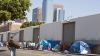 トランプ vs. カリフォルニア､米大統領選もう1つの舞台 深刻さを増すホームレス問題